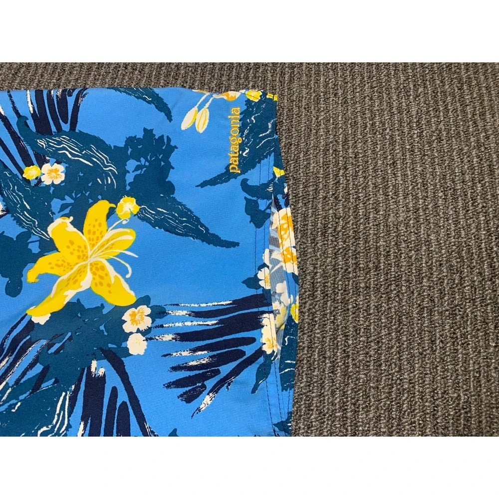 Patagonia Stretch Planing Board Shorts Zip Pocket Floral Blue Yellow Men's 31